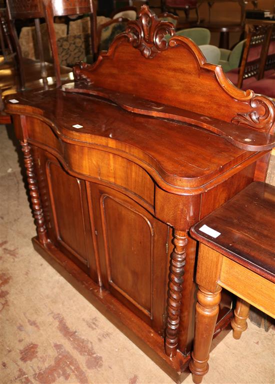 Victorian mahogany chiffonier